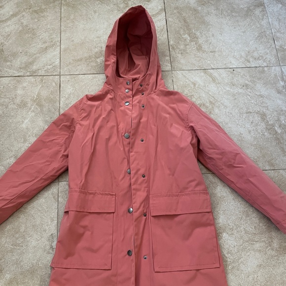 Beautiful jacket - Picture 3 of 5